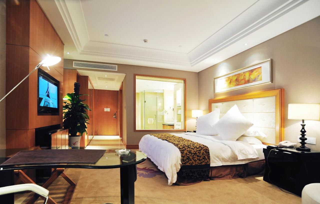 Hotel Wyndham Xinyang Downtown Extérieur photo