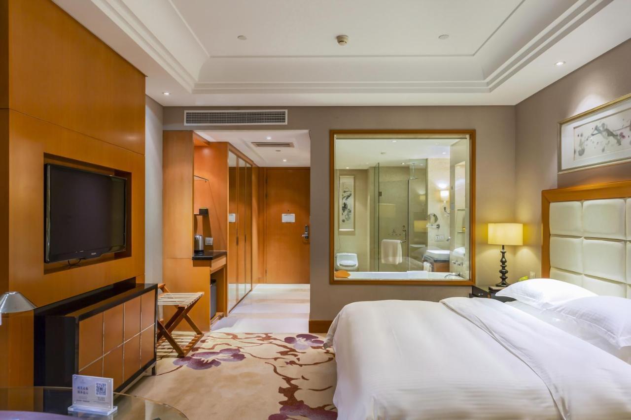 Hotel Wyndham Xinyang Downtown Extérieur photo