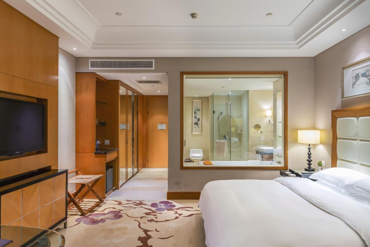 Hotel Wyndham Xinyang Downtown Extérieur photo