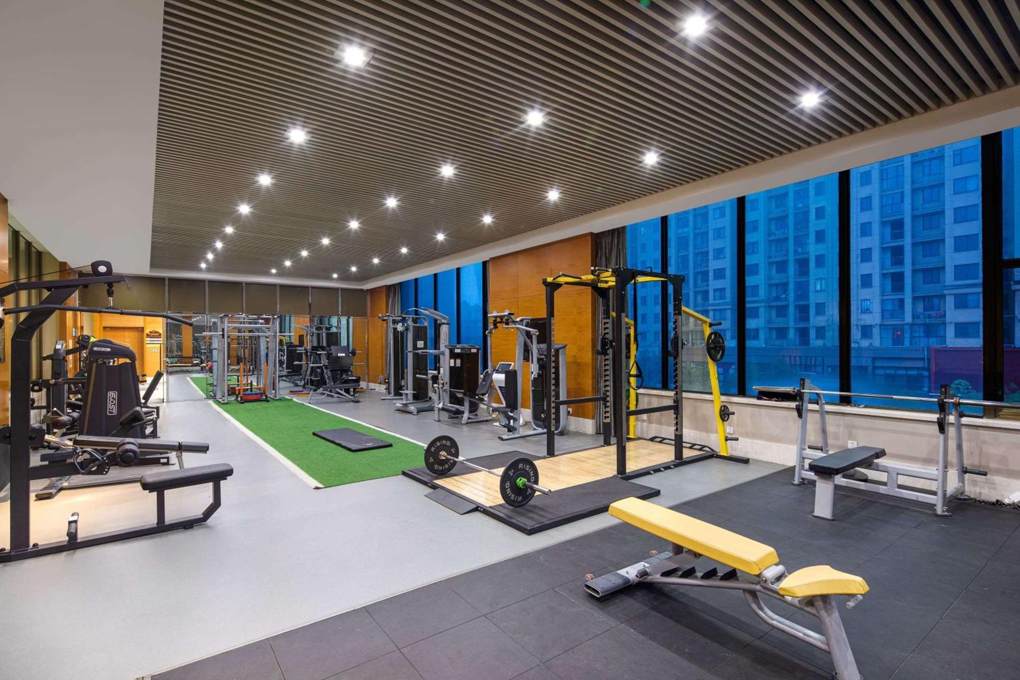 Hotel Wyndham Xinyang Downtown Extérieur photo