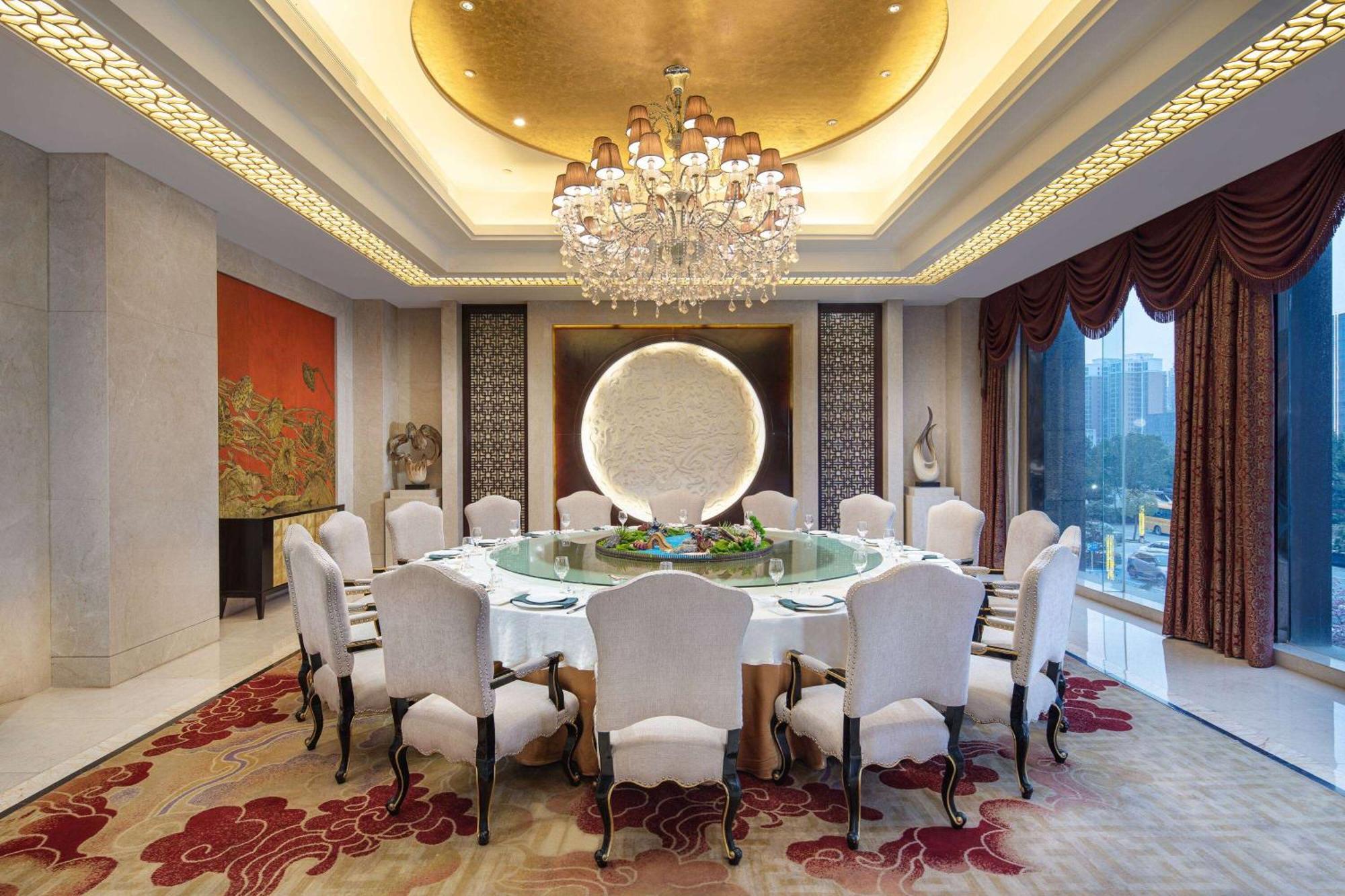 Hotel Wyndham Xinyang Downtown Extérieur photo